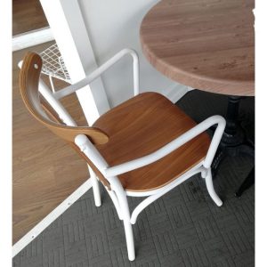 صندلی تونت لهستانی t308
